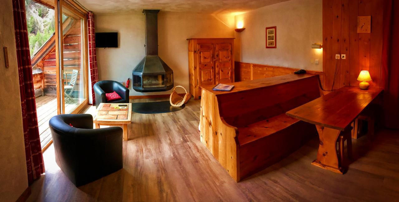 Hôtel&Spa La Ferme de l'Izoard Arvieux Esterno foto