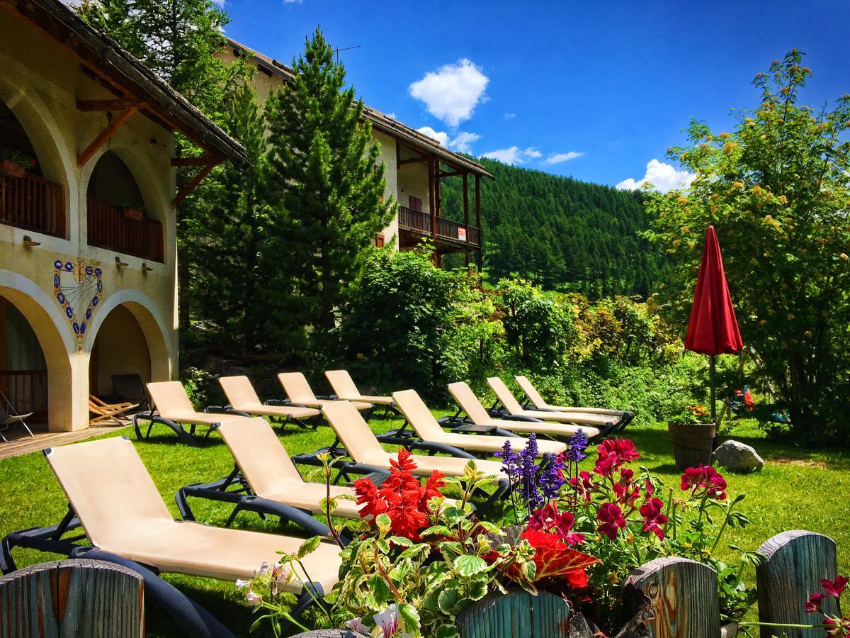 Hôtel&Spa La Ferme de l'Izoard Arvieux Esterno foto
